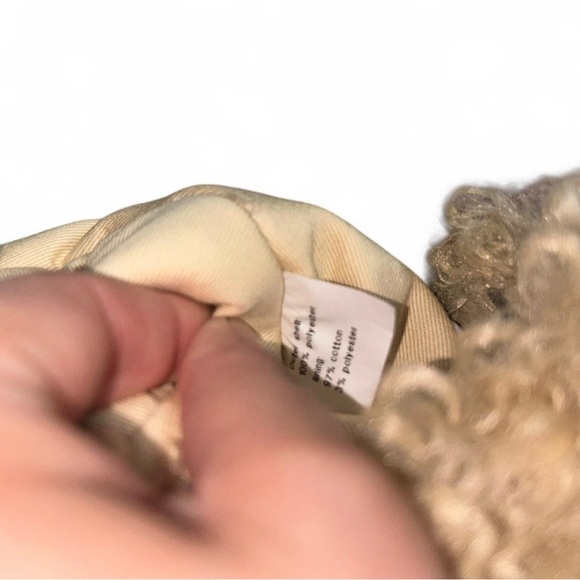 Kassiopea Ultima Crossbody Bag - Picture 6 of 6